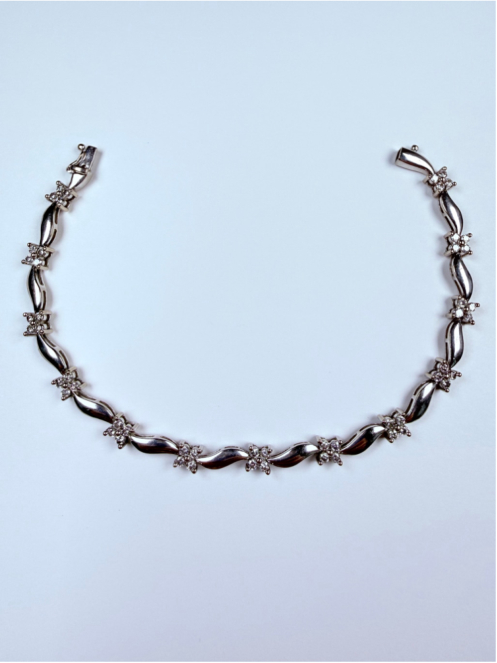 Estate 14K Solid White Gold 2 CT Genuine Diamond Monogram Star Tennis Bracelet